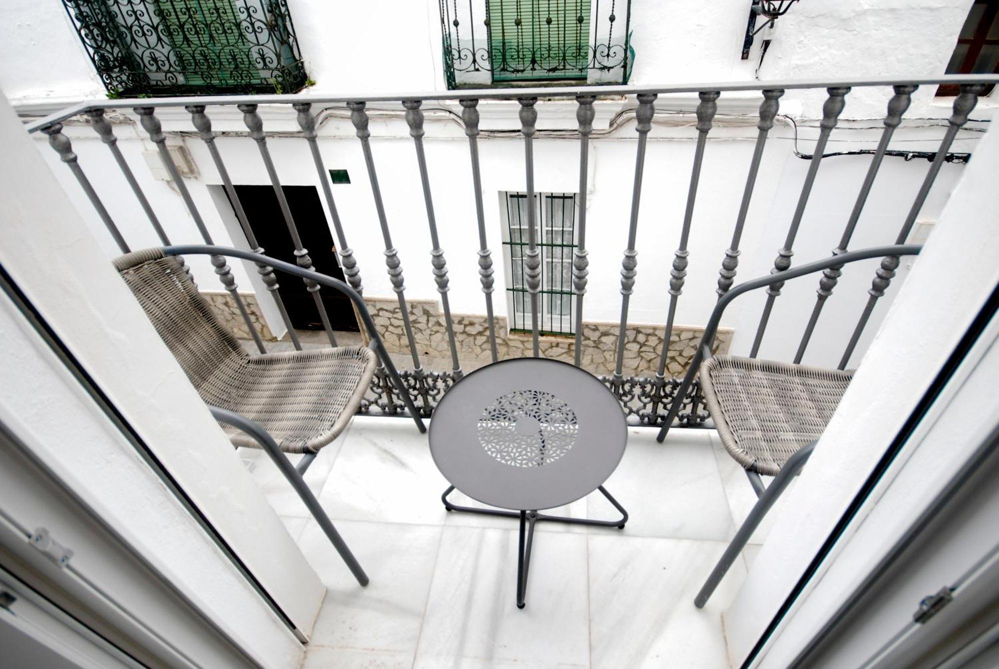 Conil Apartamentos La Dama Y El Vagabundo 科尼尔-德拉弗龙特拉 外观 照片