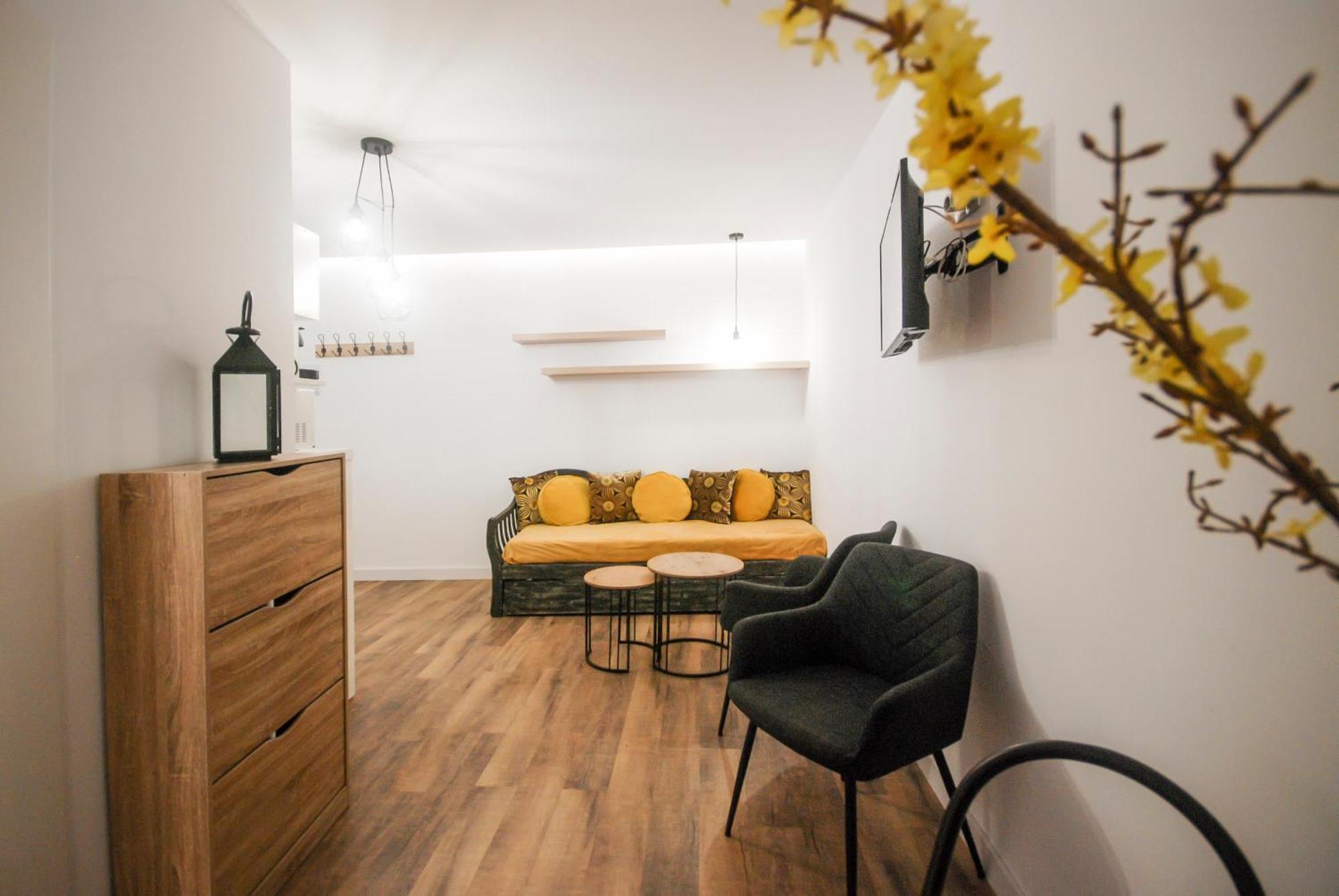 Conil Apartamentos La Dama Y El Vagabundo 科尼尔-德拉弗龙特拉 外观 照片