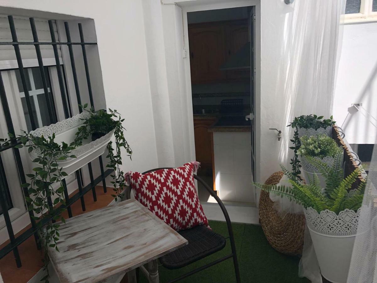 Conil Apartamentos La Dama Y El Vagabundo 科尼尔-德拉弗龙特拉 外观 照片