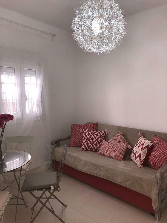 Conil Apartamentos La Dama Y El Vagabundo 科尼尔-德拉弗龙特拉 外观 照片